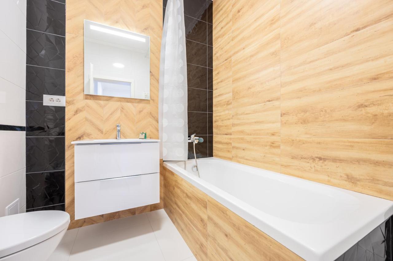 Brioni Flat Lägenhet Oradea Exteriör bild