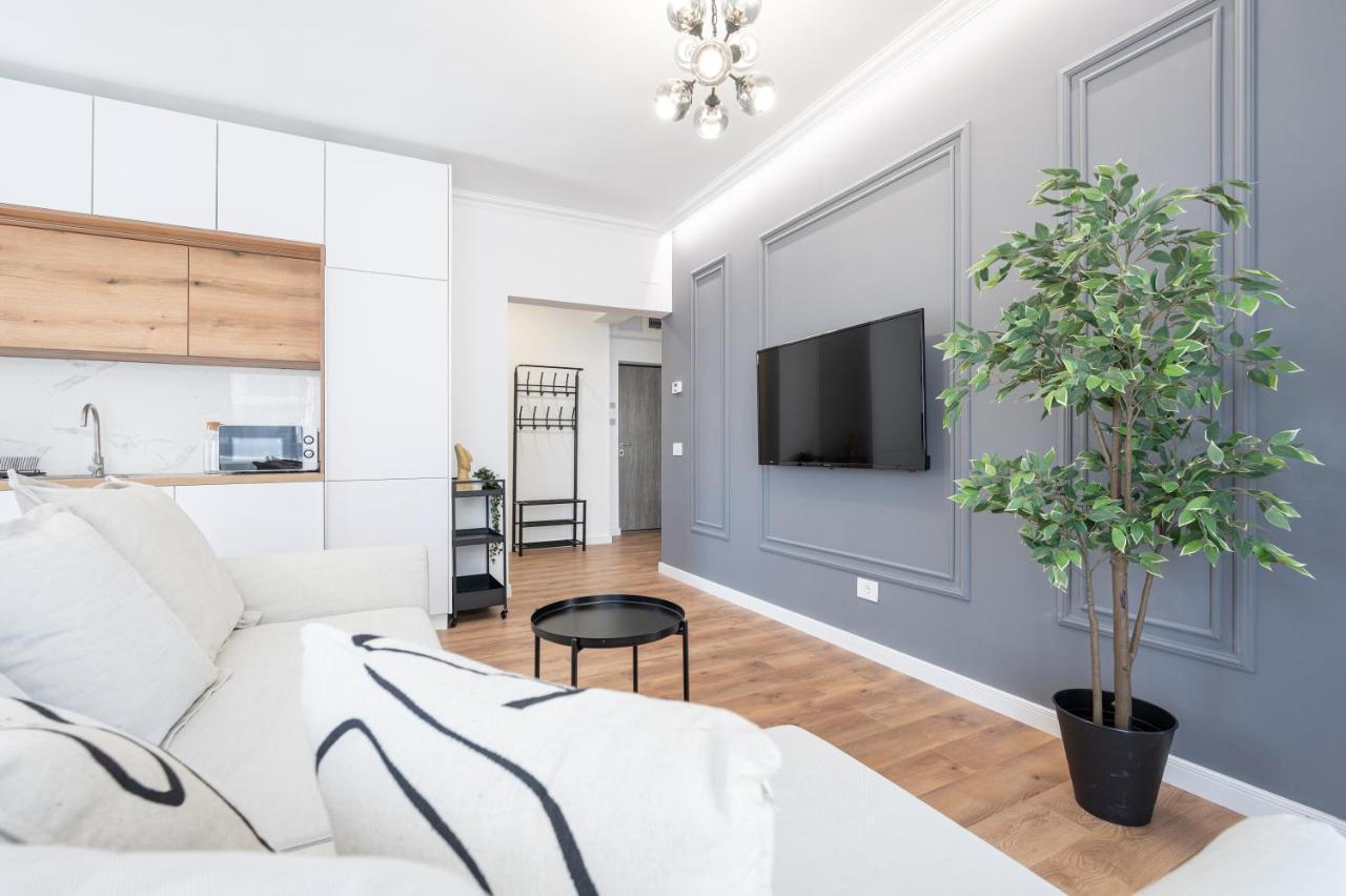 Brioni Flat Lägenhet Oradea Exteriör bild