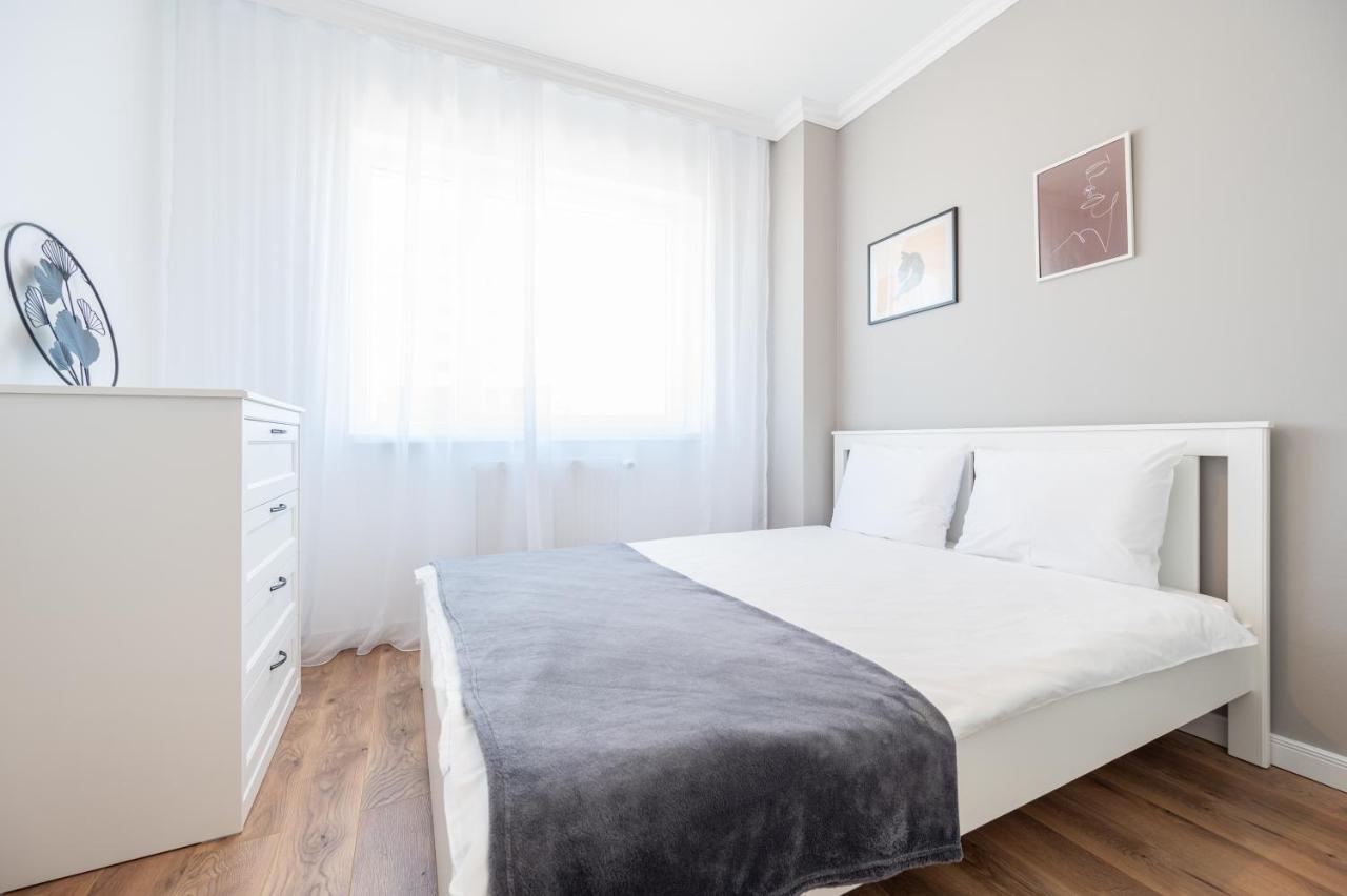 Brioni Flat Lägenhet Oradea Exteriör bild